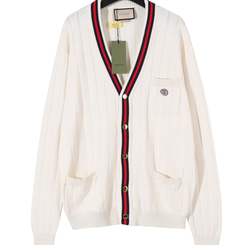 G*u*i down coat